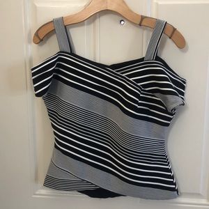 Tank with short sleeves